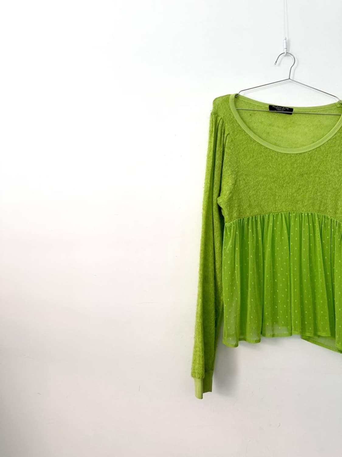Mesh dot ruffle knit / lime 상품이미지3