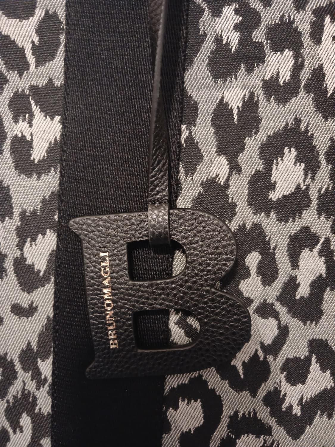 브루노말리 정품 가방 더스트백 포함 상품이미지8