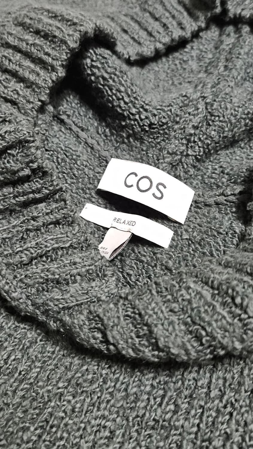 cos 부클레 니트 후드 딥그린 팝니다 상품이미지3