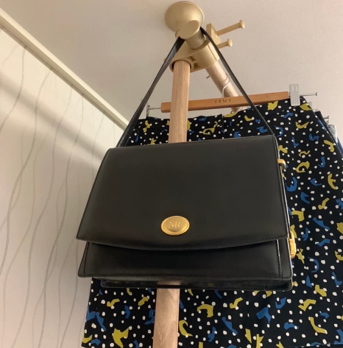 니나리치 블랙 가죽 숄더백 상품이미지1