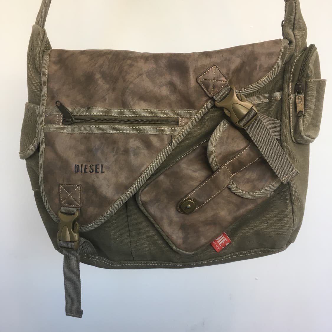 디젤 빈티지 크로스백 상품이미지2