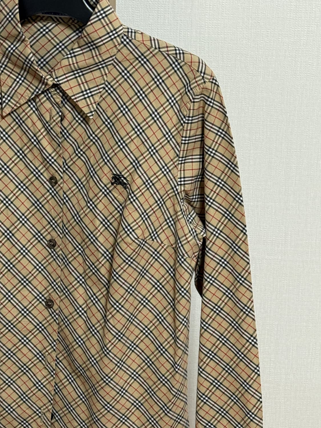 버버리 셔츠 38사이즈(정품) 상품이미지3