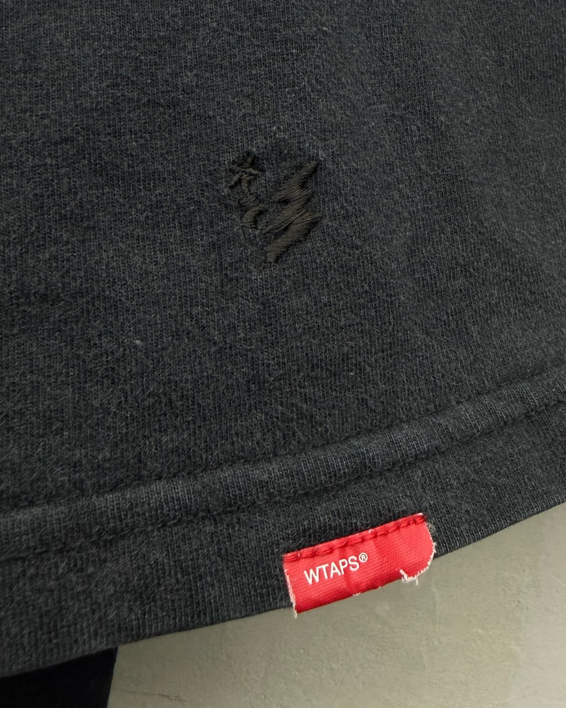 WTAPS 그래픽 티셔츠 블랙 상품이미지4