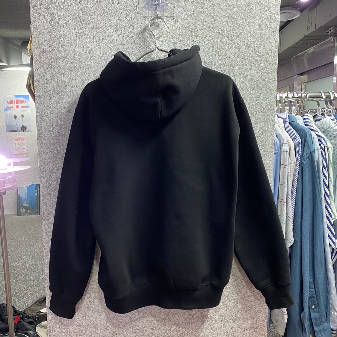 칼하트 WIP 후드캡스 스웨트셔츠 블랙 B4229 상품이미지4