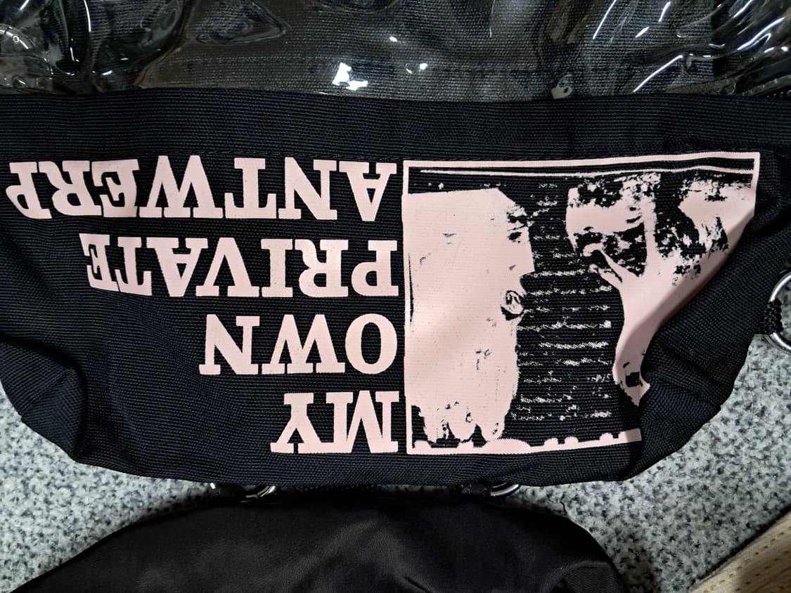 이스트백 x 라프시몬스 상품이미지7