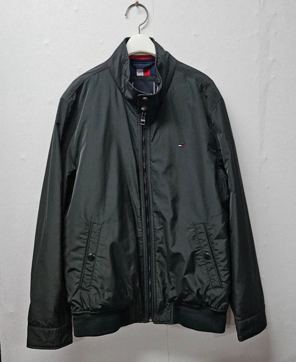 타미힐피거 남성 폴리 솔리드 베이직 봄버 자켓 M 상품이미지1