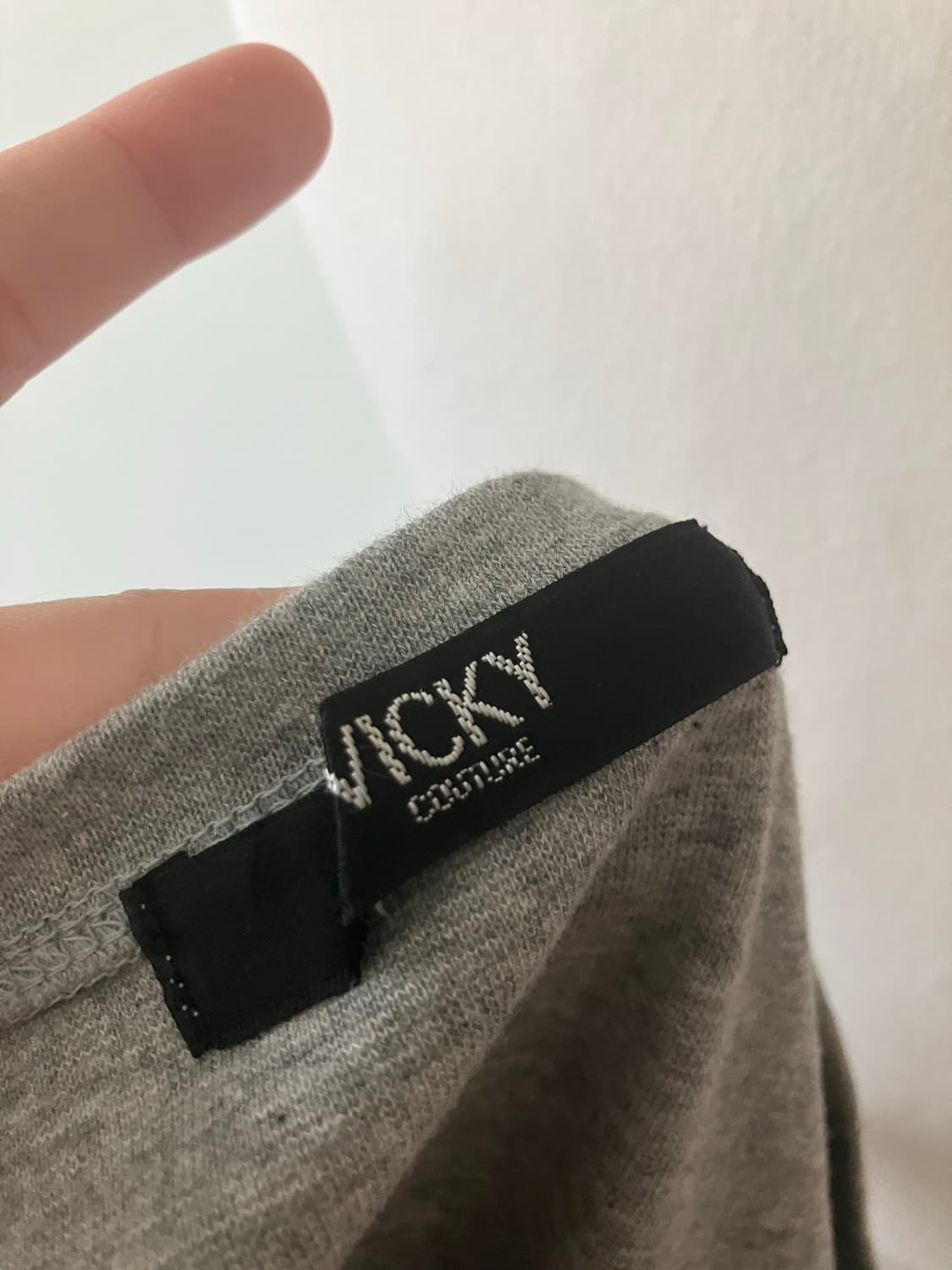 Vicky 프린팅 반팔 티셔츠 딱붙핏 상품이미지4