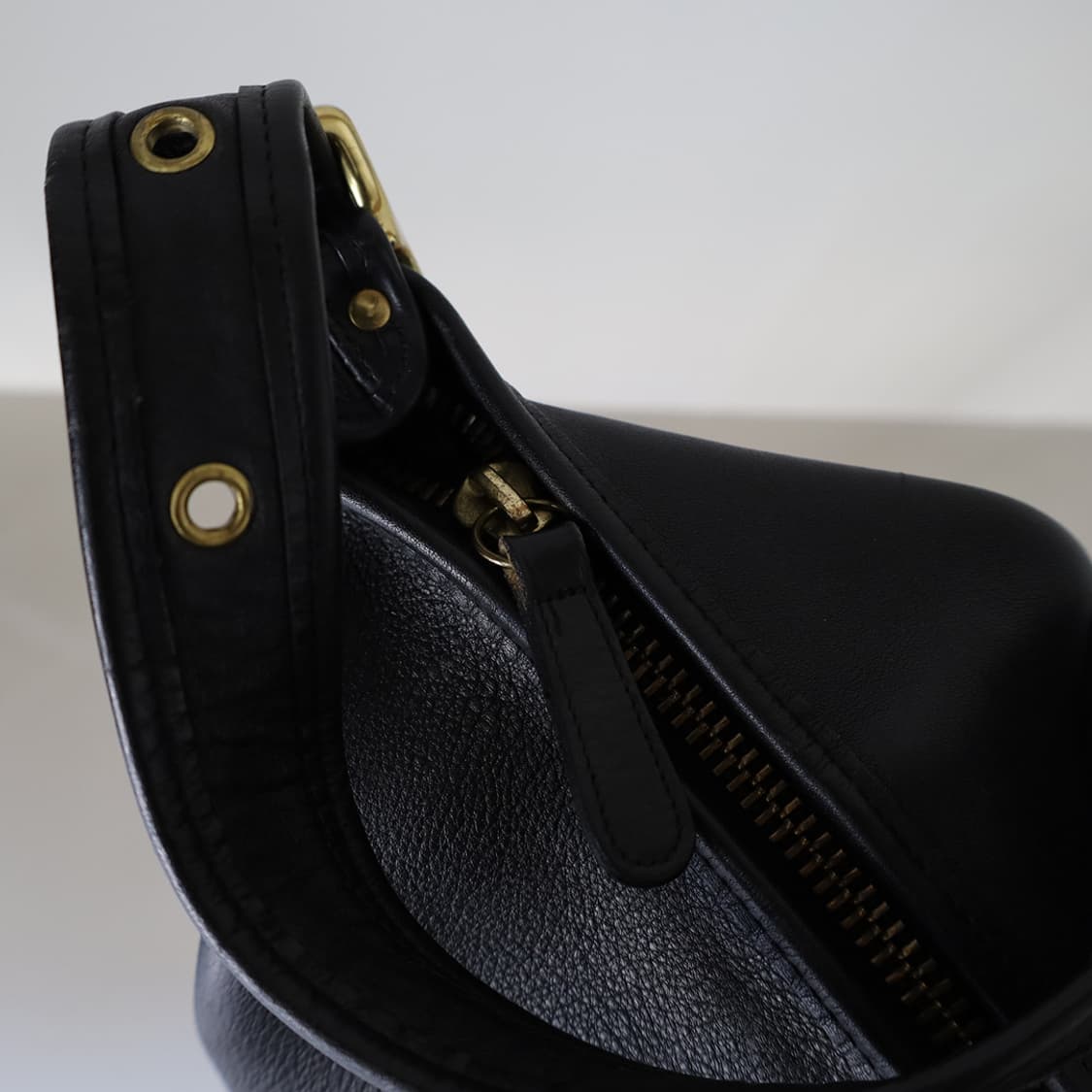 COACH - 90s Duffle Bag Large Black 상품이미지5