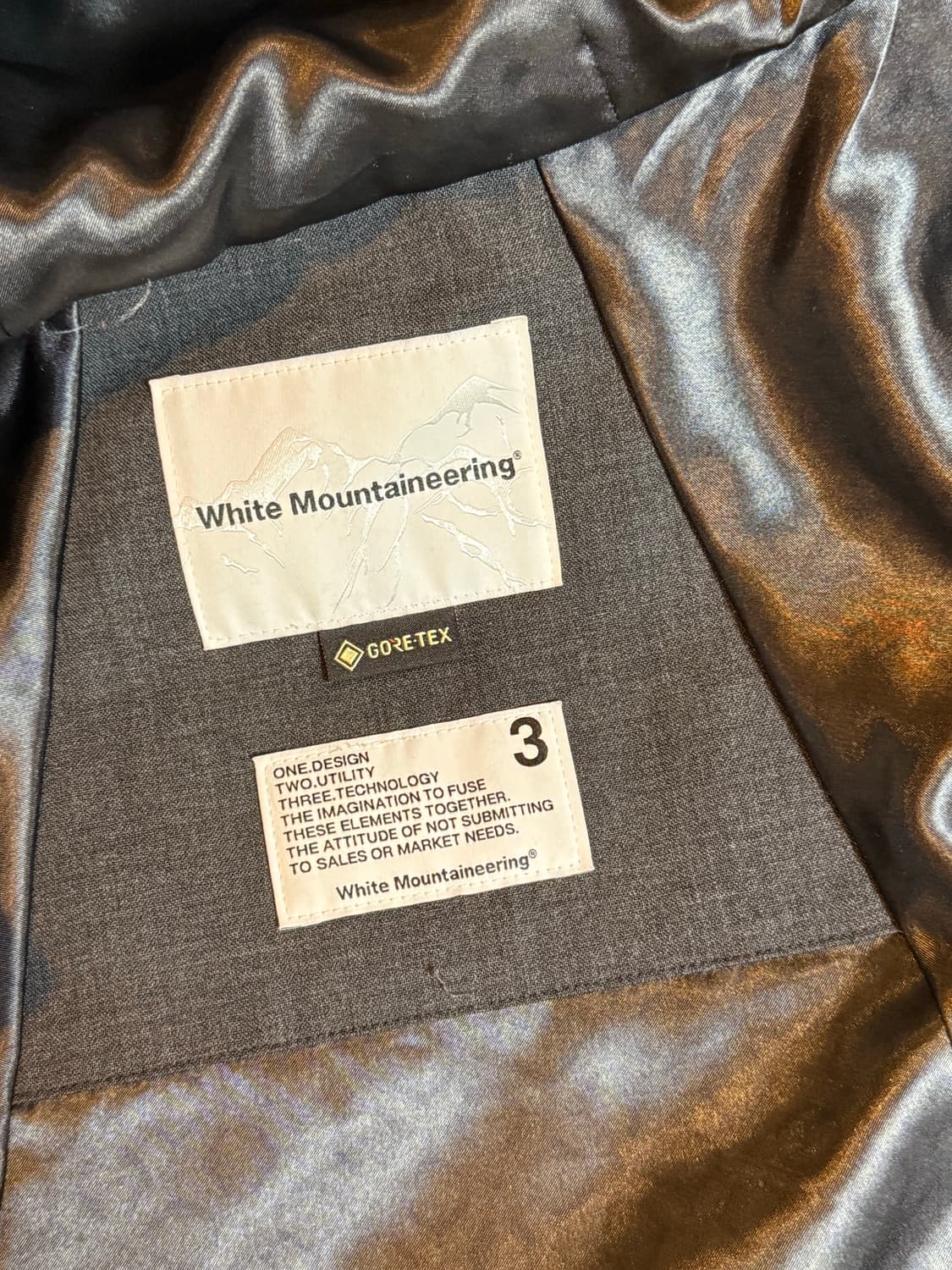 화이트 마운테니어링 고어텍스 자켓 상품이미지6