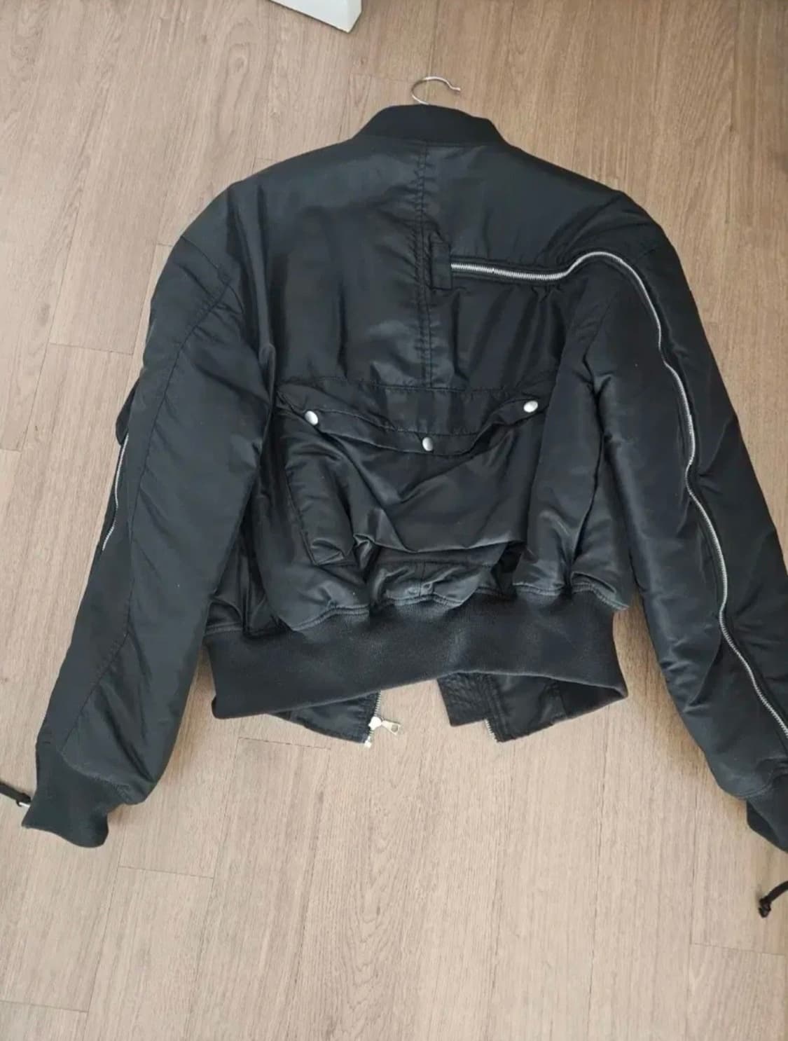 GRAILZ 블랙 멀티 지퍼 봄버 자켓 상품이미지3