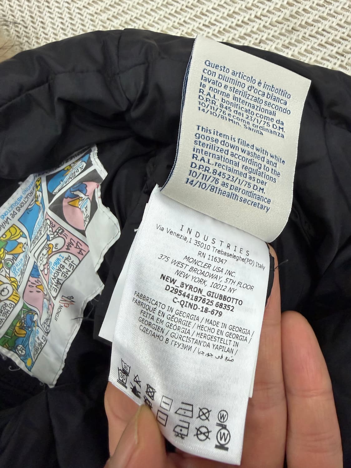 정품) 몽클레어 키즈 뉴바이런 패딩 점퍼 퍼 후드 4Y 상품이미지8