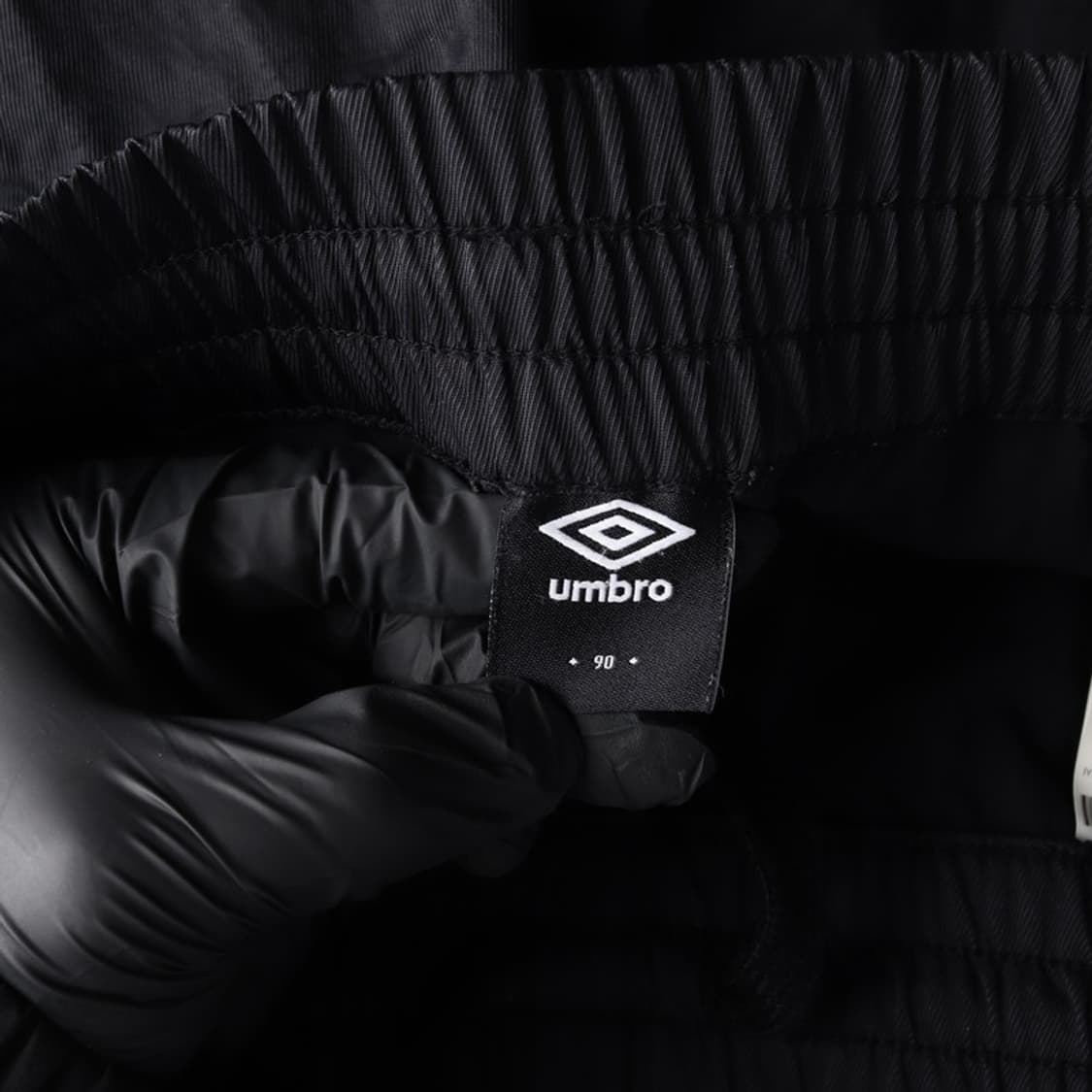 엄브로 다이아몬드 로고 나일론 트랙 팬츠 90 상품이미지6