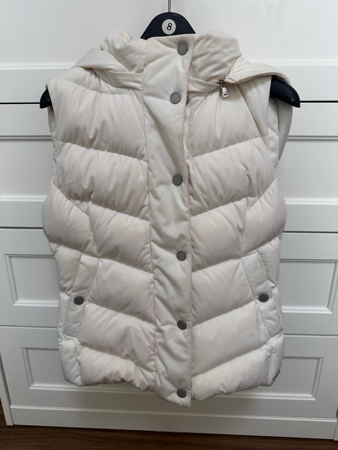 켈빈클라인 화이트 후드 조끼패딩 상품이미지1