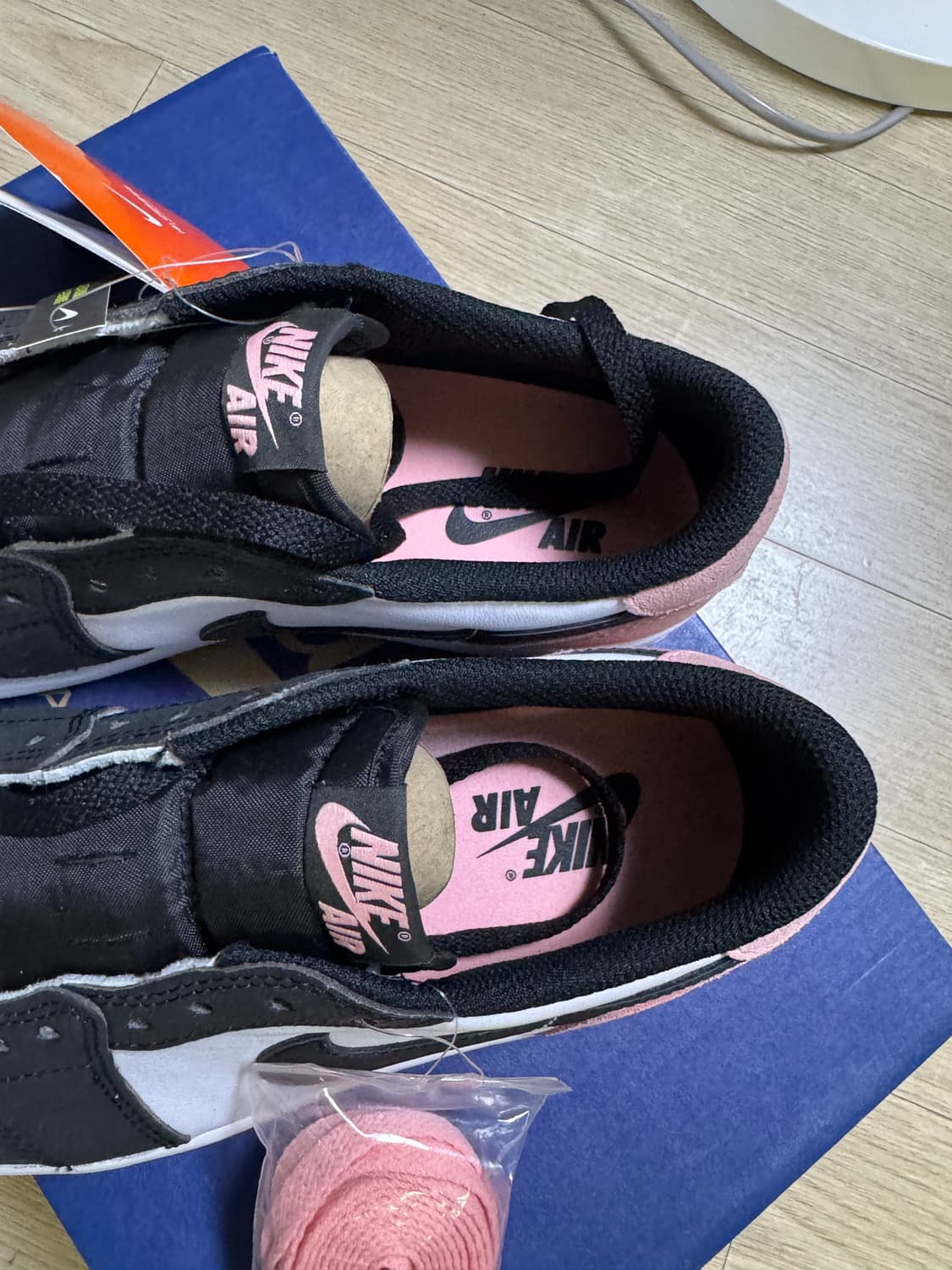 New] 나이키 조던 로우 블리치드 코랄 255 상품이미지4