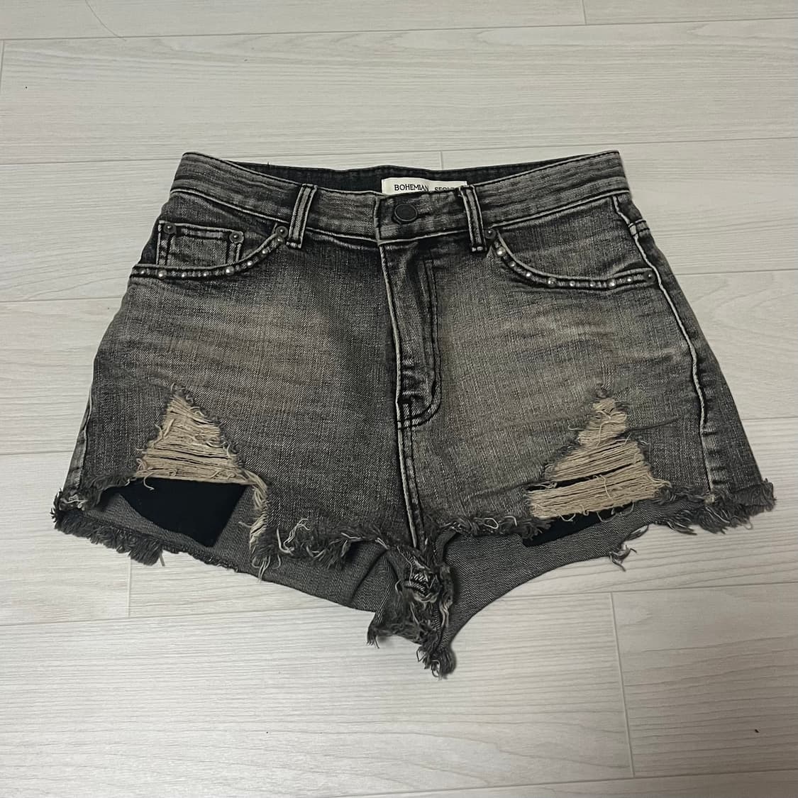 보헴서 보헤미안 서울 스터드 쇼츠 그레이 반바지 데님쇼츠 상품이미지3