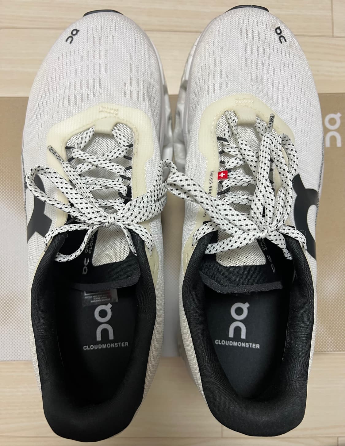 (260)온러닝 클라우드 몬스터2 화이트 상품이미지4