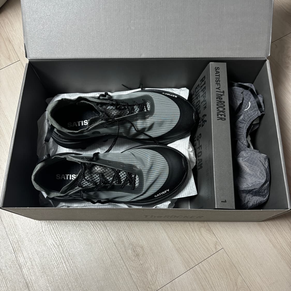 새티스파이 더라커 쉐도우 us8 상품이미지1