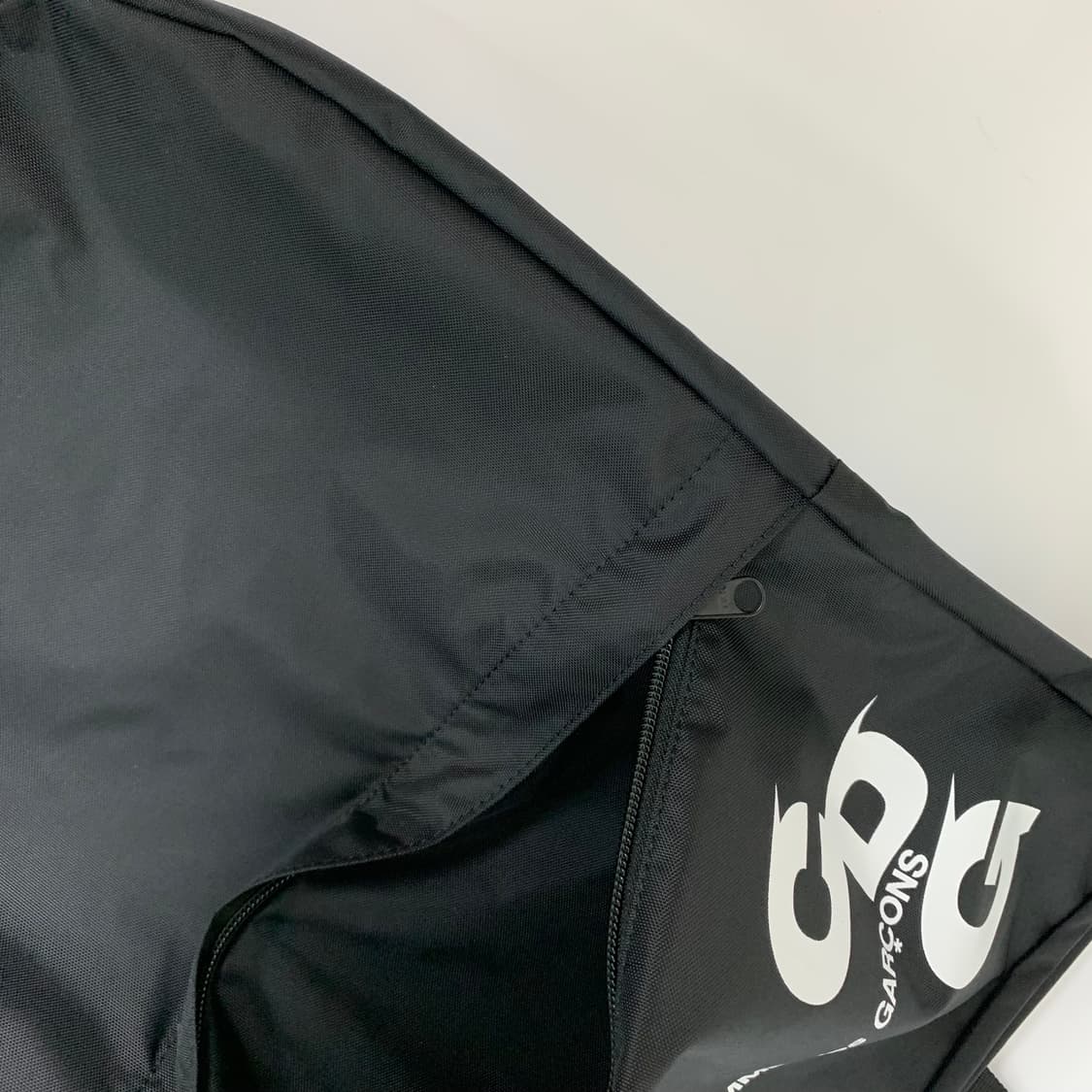 [당일 발송] 꼼데가르송 CDG 사선 로고 백팩 블랙 상품이미지4