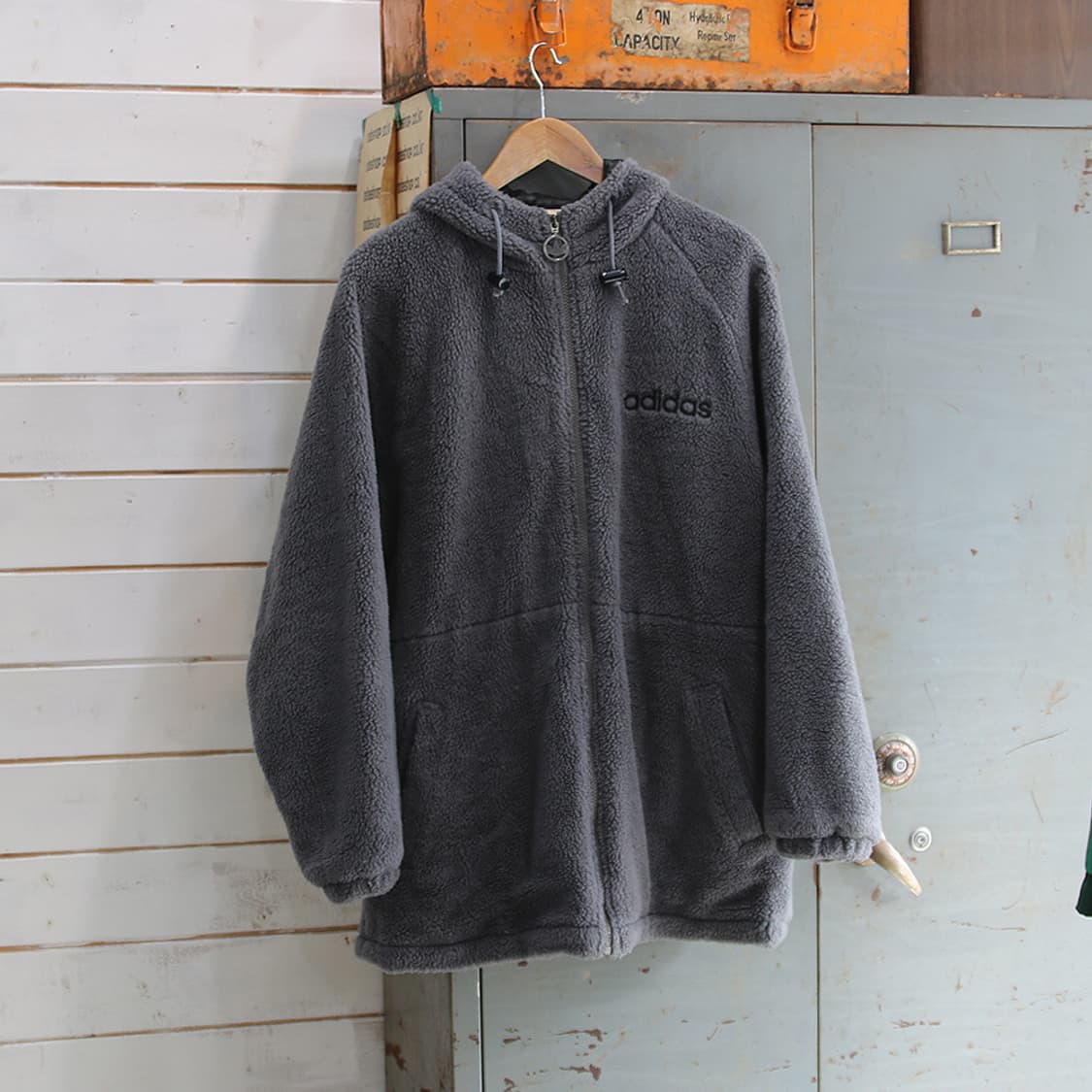 (착용컷) 아디다스 양털 플리스 후드 자켓 (남성용 103) 상품이미지1