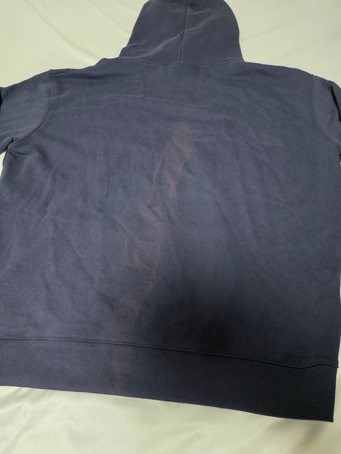 (미사용) 몰든 후드티 XL ,가단 69, 뒷면 접어둔 곳 탈색 상품이미지3