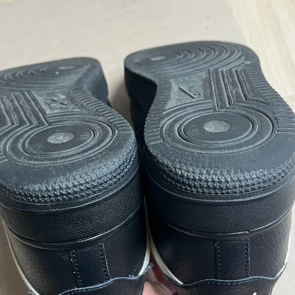 [280] 2017 나이키 에어포스1 블랙 상품이미지6