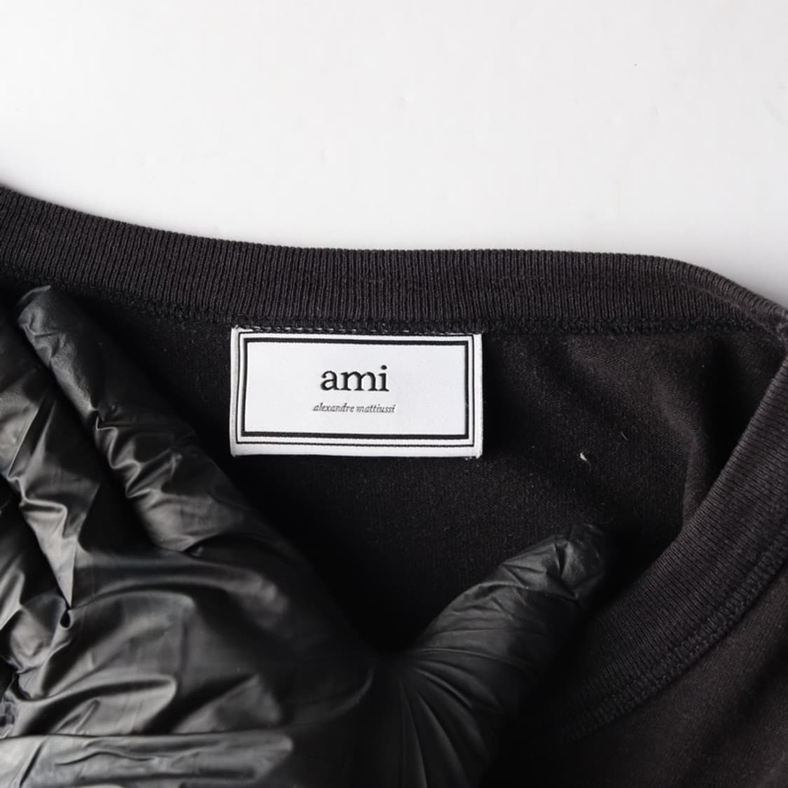 AMI 아미 스몰 하트 로고 오가닉 코튼 반팔 티셔츠 상품이미지5