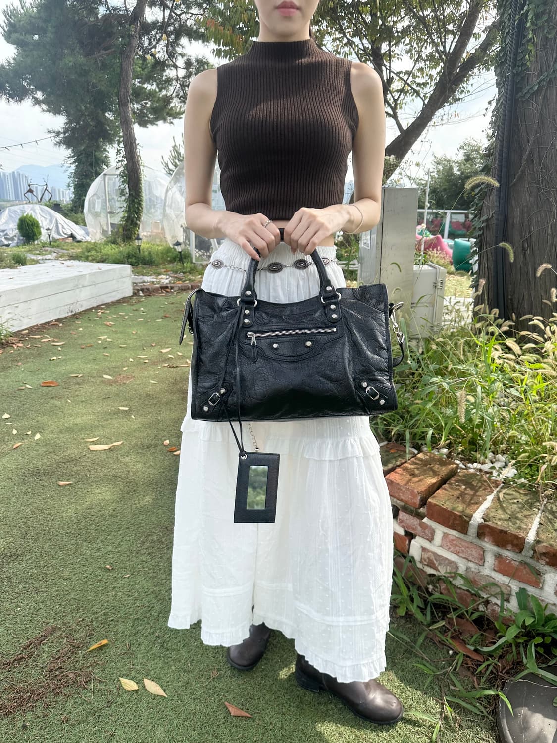 [A 정품] 발렌시아가 시티 모터백 미디움 블랙 상품이미지10