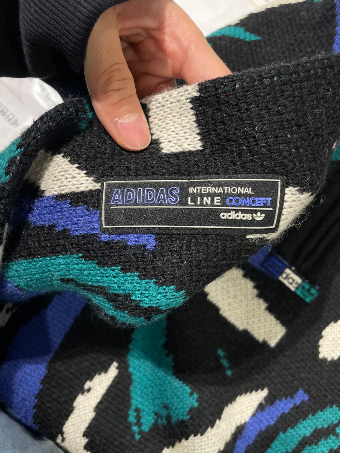 아디다스 90’s 앱스트랙트 하프집업 폴라 스웨터 상품이미지10