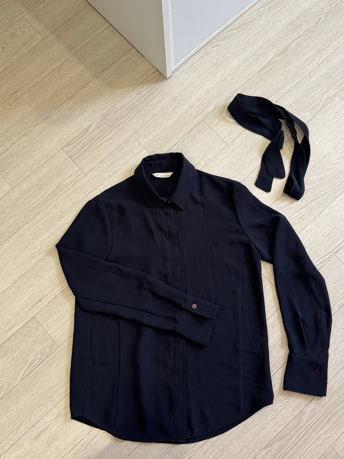 잇미샤 리본 타이 블라우스 상품이미지1