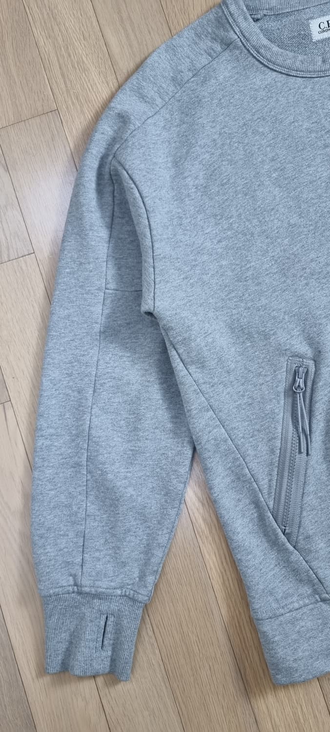 CP COMPANY 유틸리티 맨투맨 XL _ 남성 상품이미지3