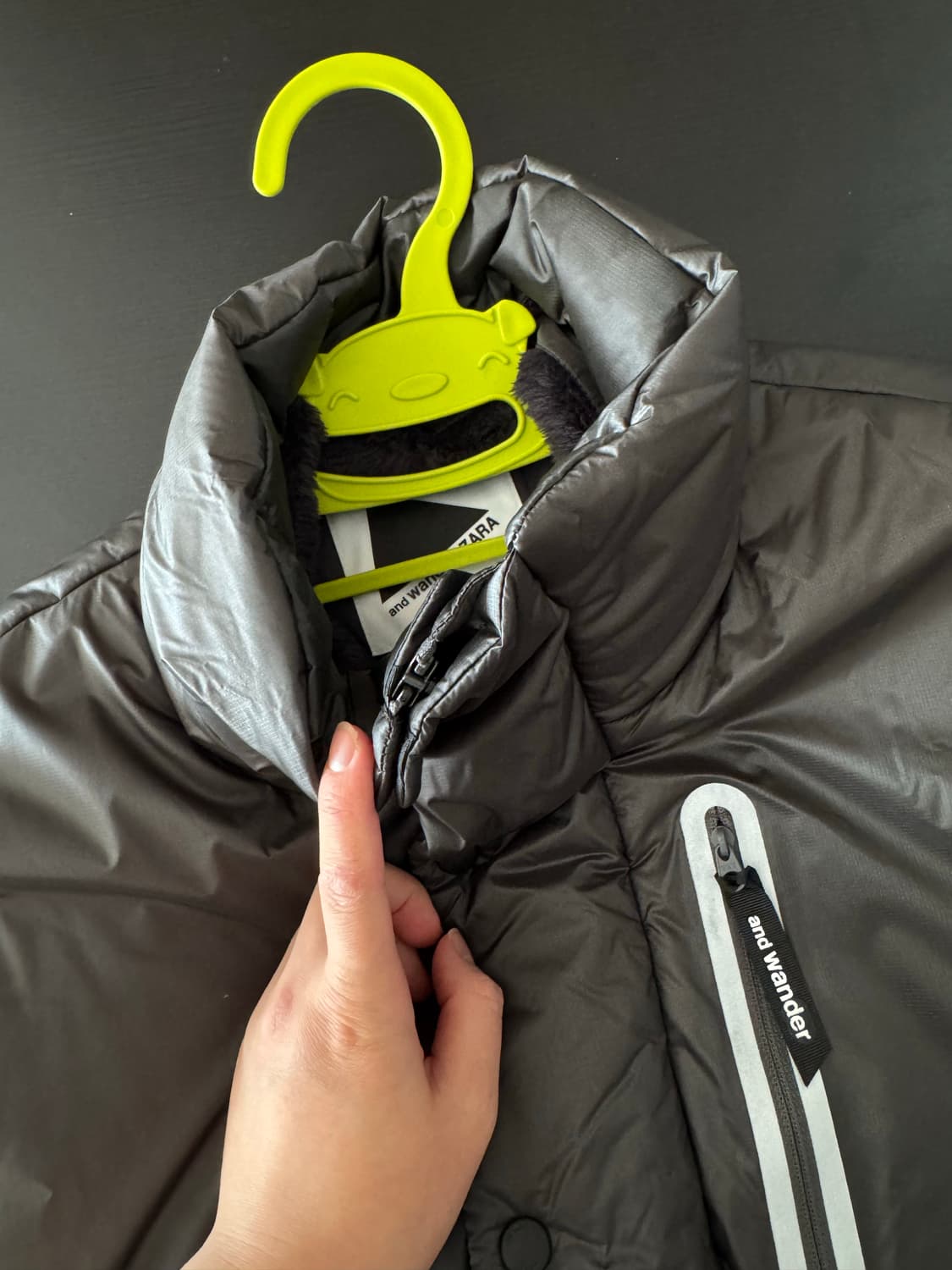 (결제중!)자라 x 앤드원더 패딩 (M) 상품이미지2