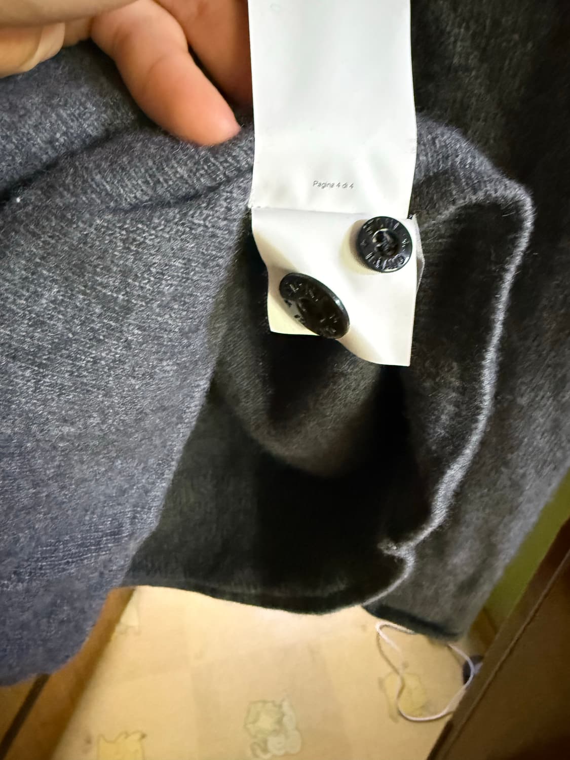 안냐세요 스톤아일랜드 반집업 니트 L 판매합니다(정품)(진짜이쁨sss급) 상품이미지9