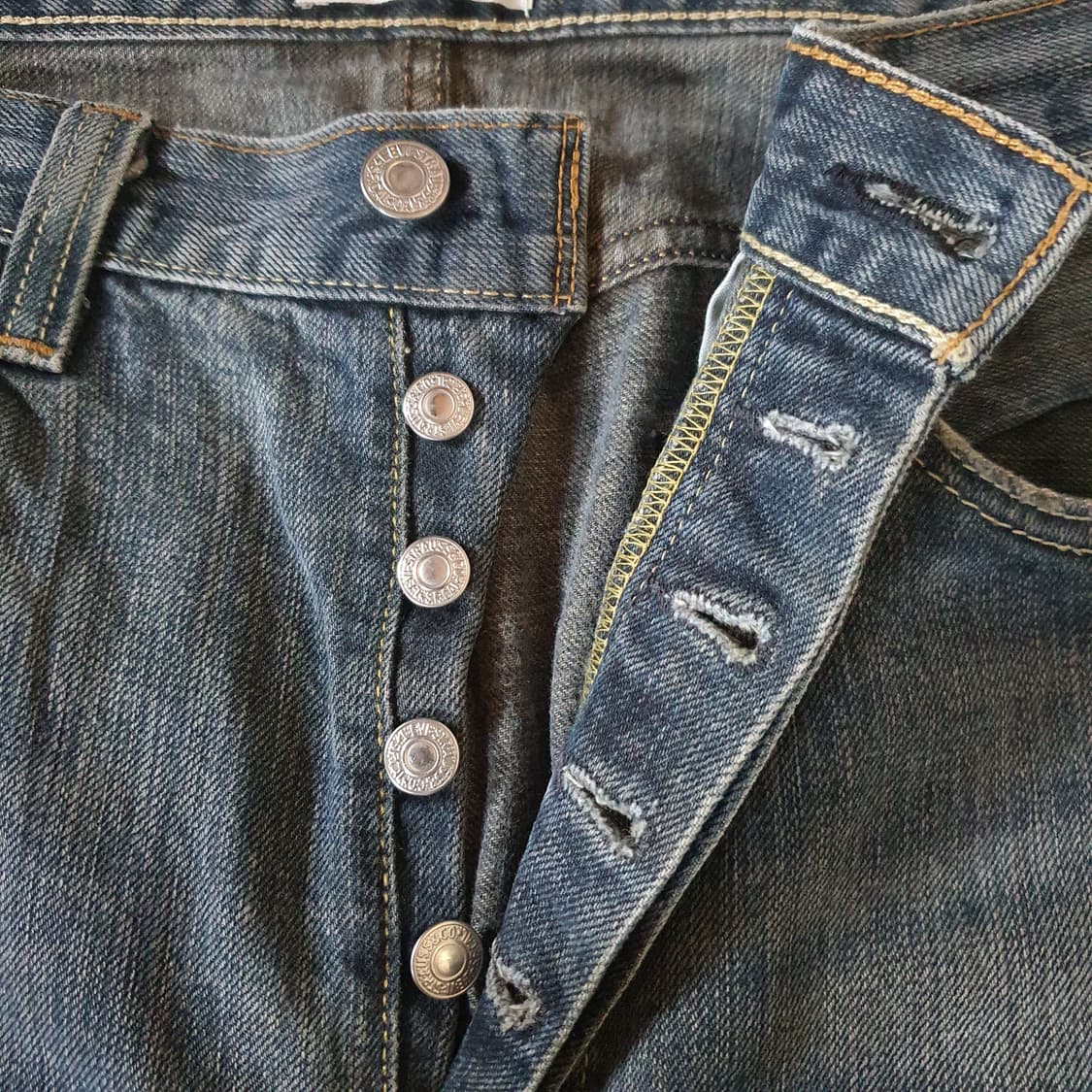 00s 유럽 리바이스501 데님 팬츠 no.16 상품이미지4