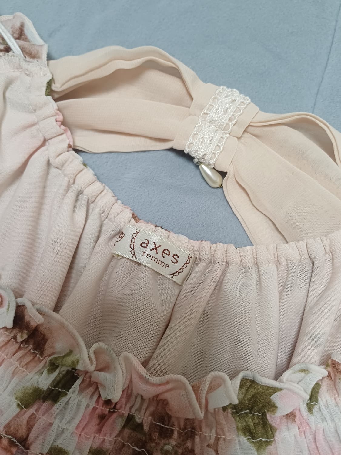 엑시즈팜 히메갸루 빅리본 오프숄더 블라우스 플로럴 리즈리사 트랄라라깔 상품이미지2