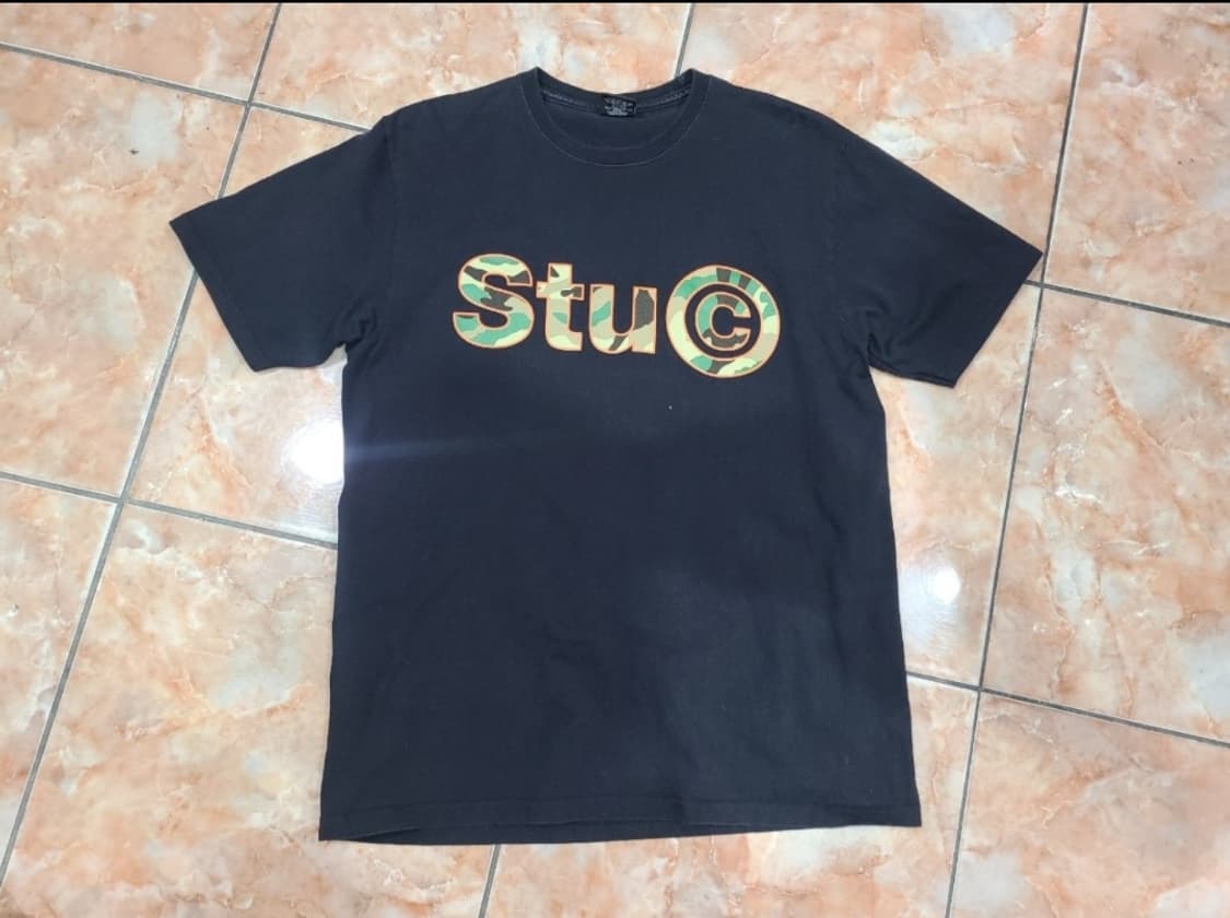 스투시 Stu C. 카모 로고 반팔티 블랙 상품이미지1