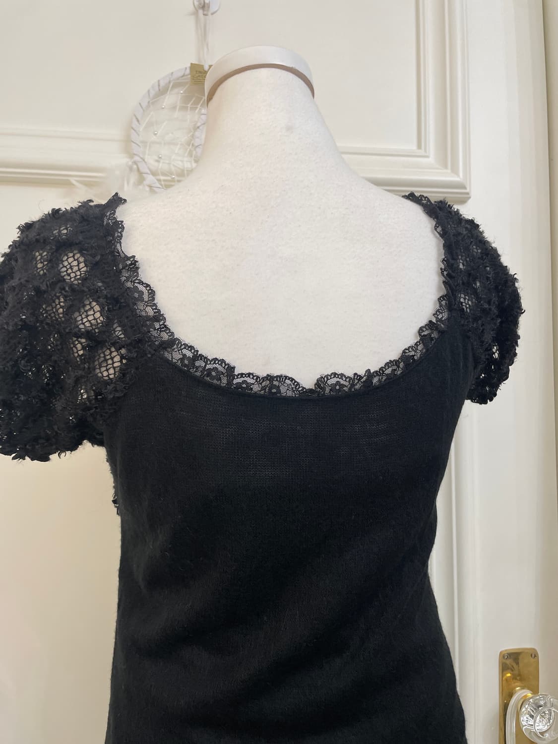 black sleeve crochet shirring knit top&l 상품이미지5
