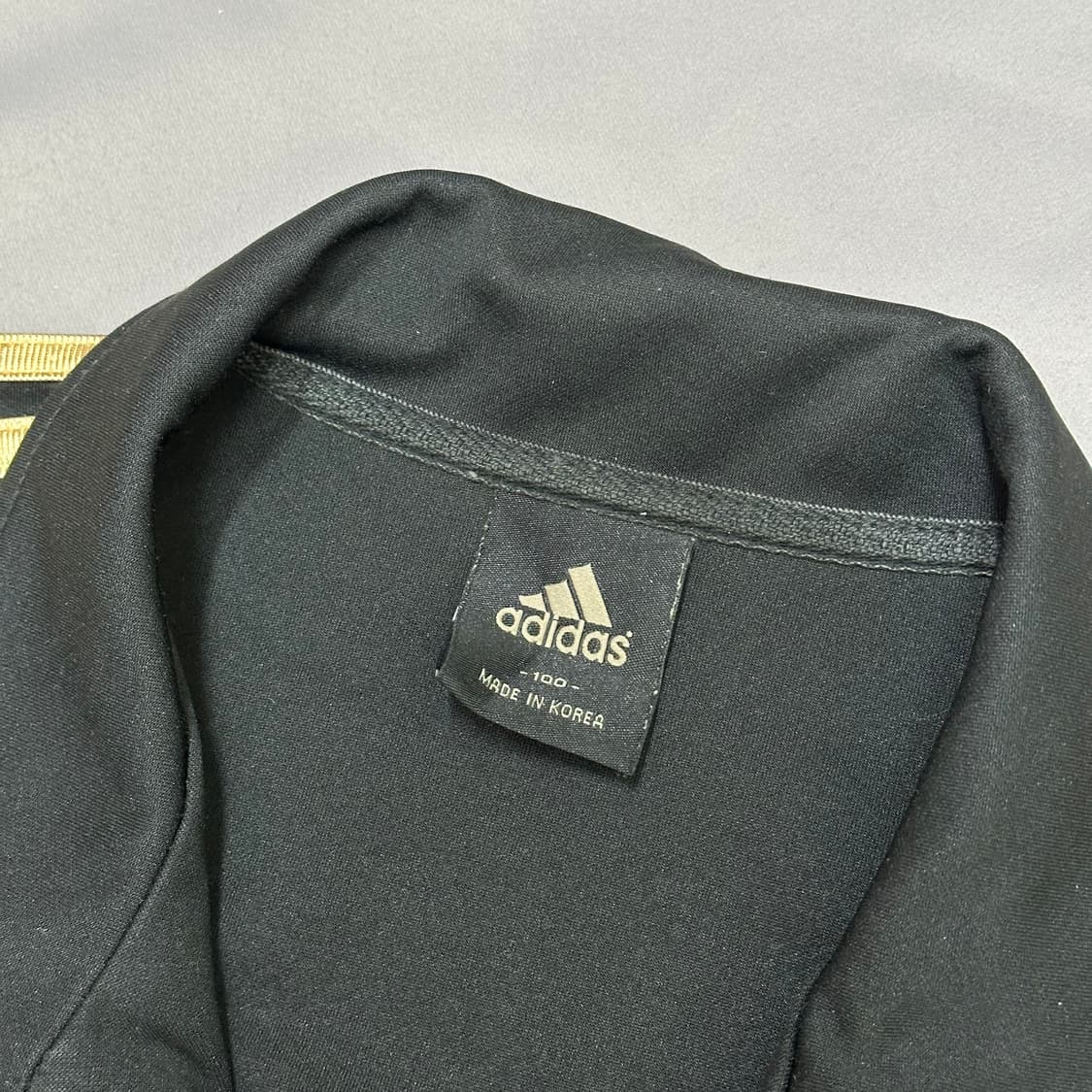 아디다스 00s Y2K올드스쿨 골드 져지 100 상품이미지7