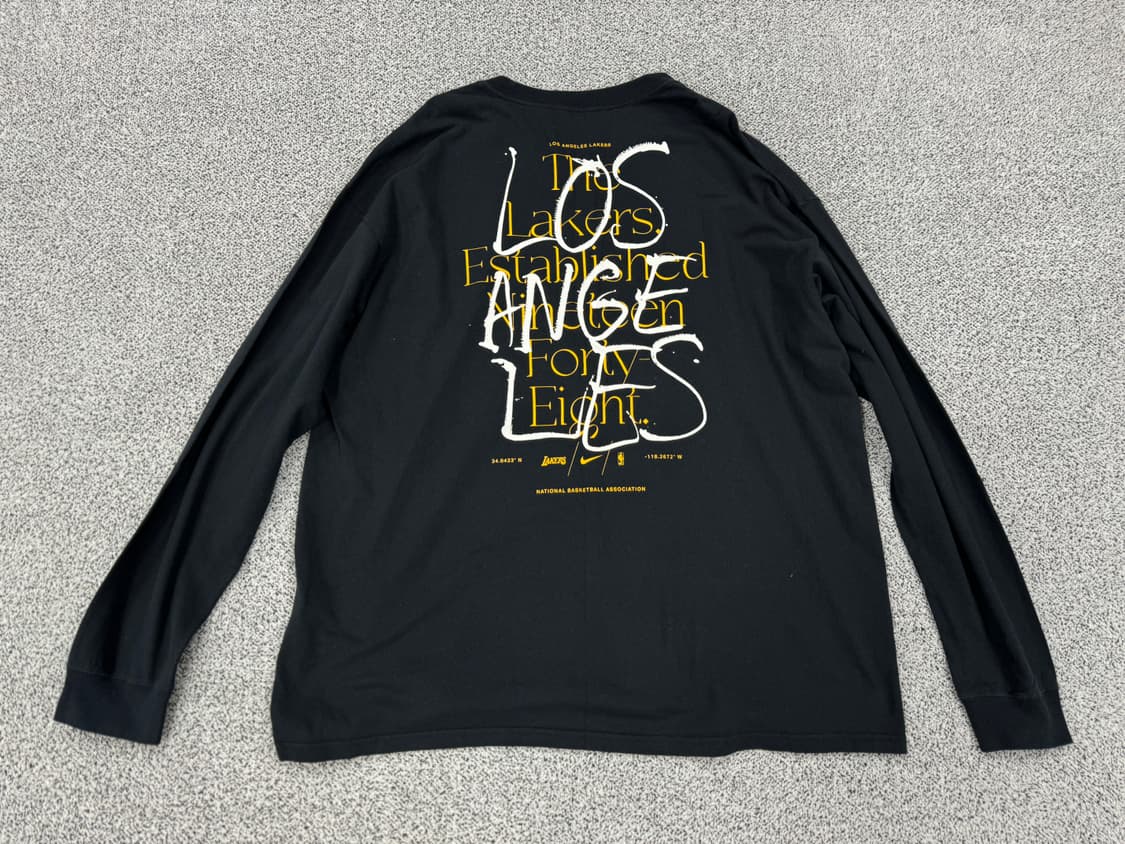 나이키 x NBA 레이커스 콜라보 롱슬리브 상품이미지2