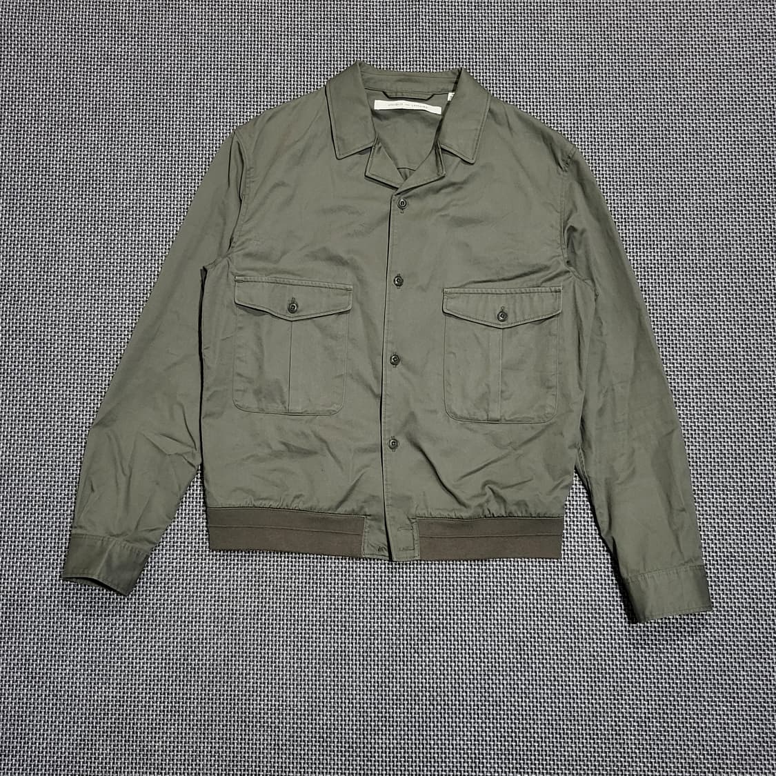 유니클로x르메르 코튼 셔츠 자켓 카키 (M) 상품이미지1