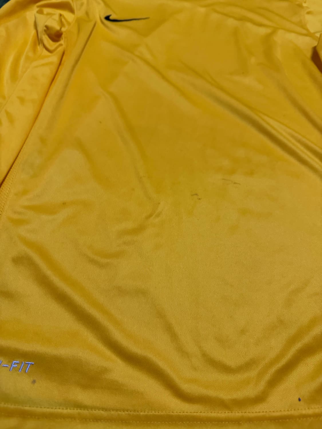 나이키 드라이핏 긴팔 티셔츠 노랑 상품이미지3