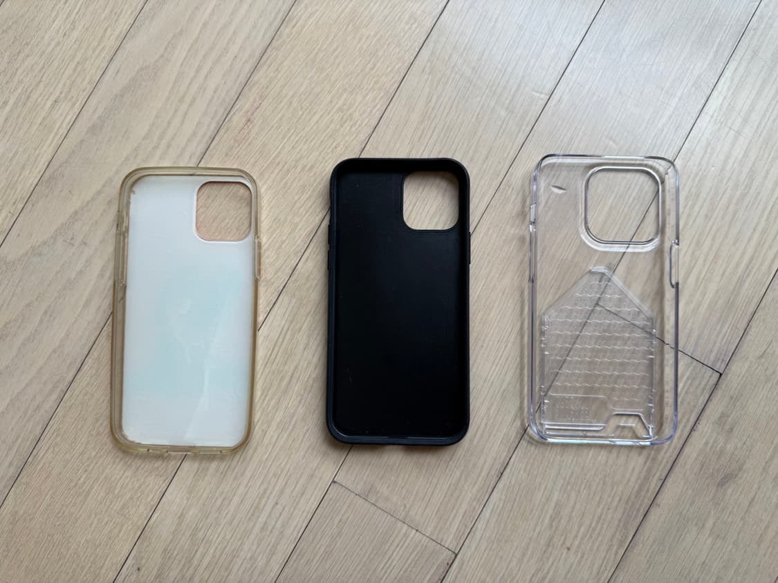 *새상품 포함* 아이폰 16,12 케이스 모음 (카드수납 및 톰과제리) 상품이미지4