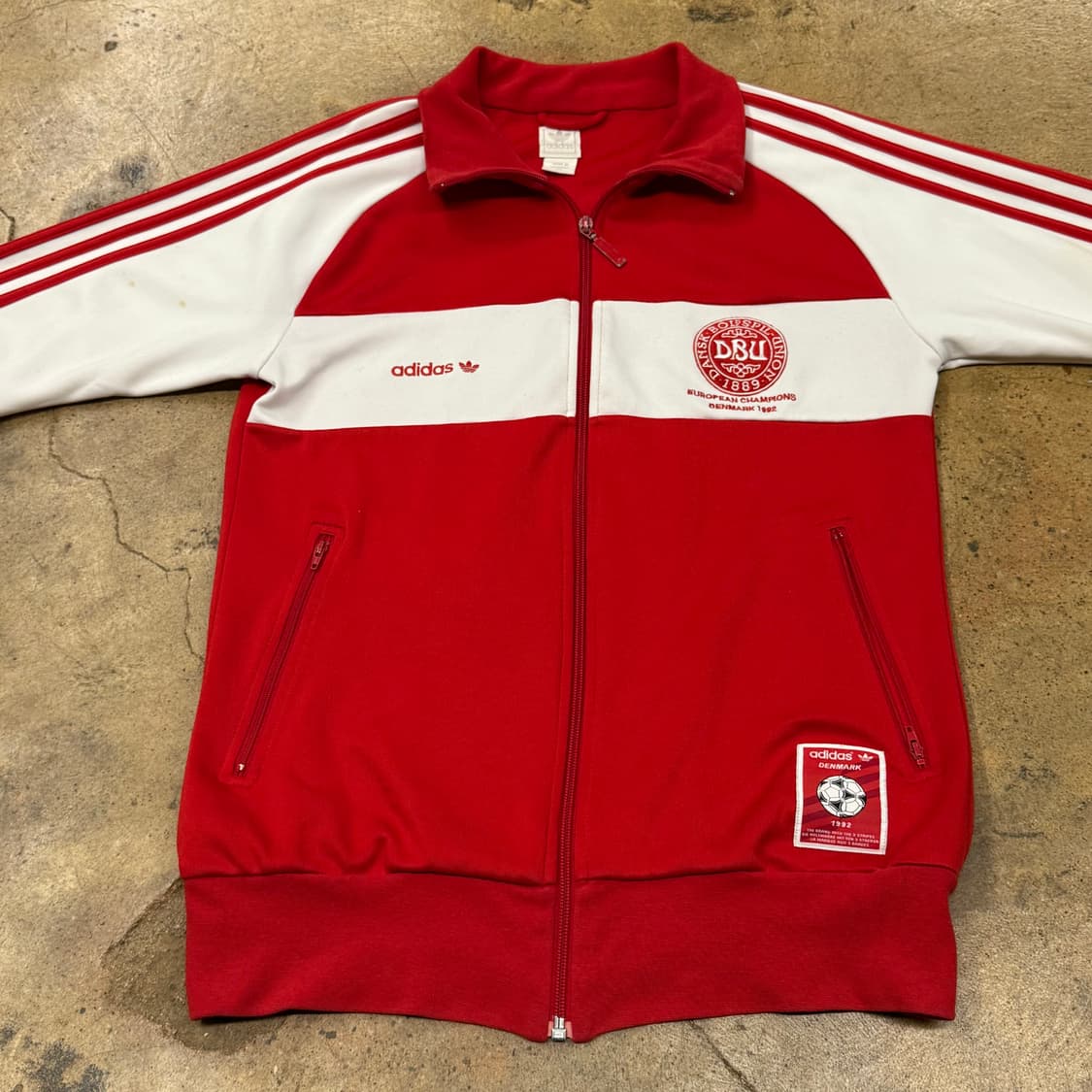 아디다스 빨흰 레드 다이너마이트 져지 트랙탑 100 상품이미지3