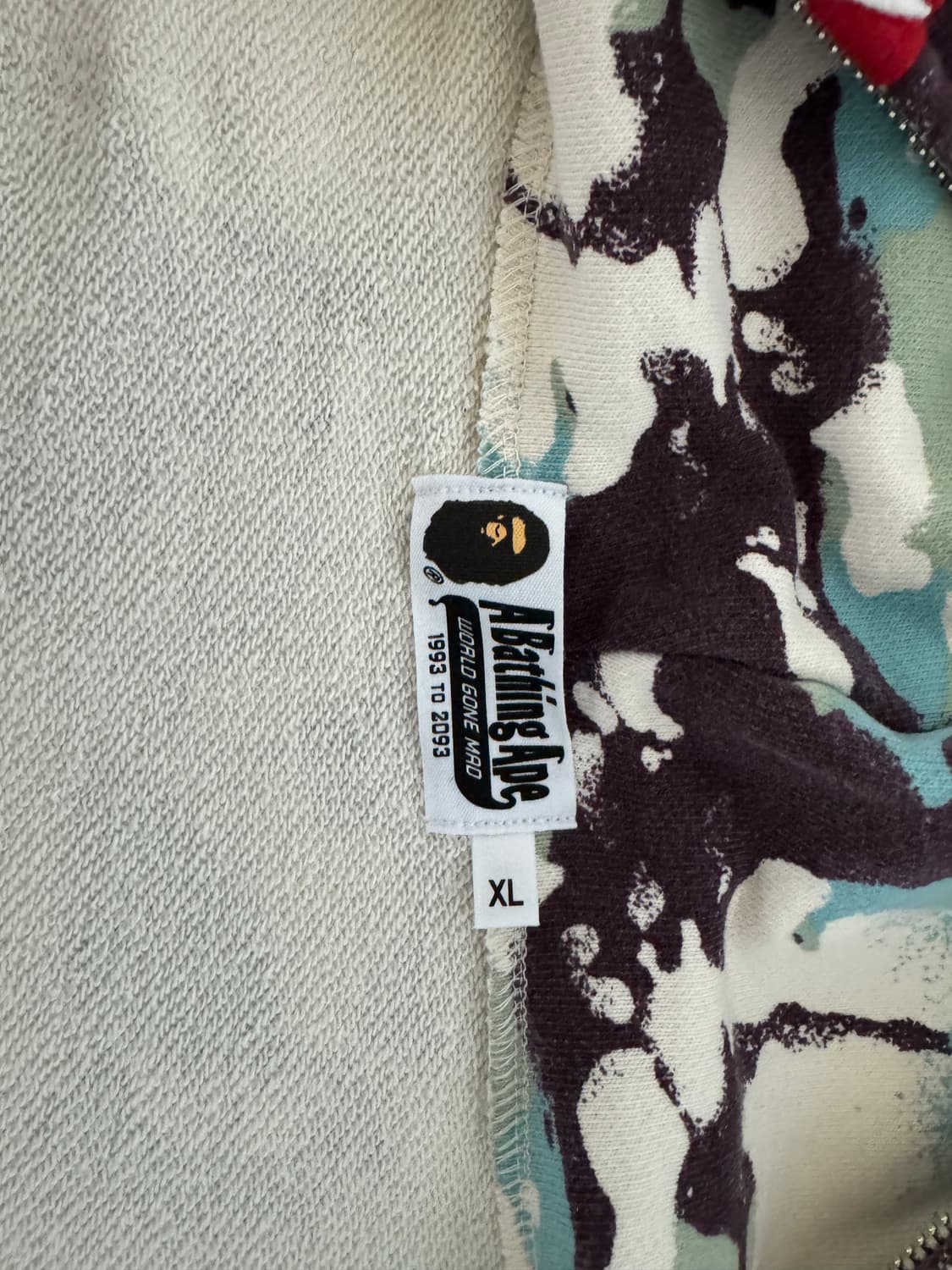 [새상품급](정품)베이프 맵 카모 샤크 후드집업 멀티 상품이미지2