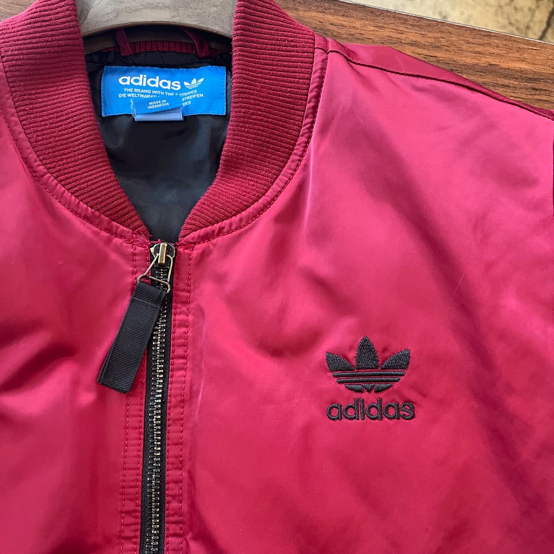 adidas 버건디 봄버  상품이미지4