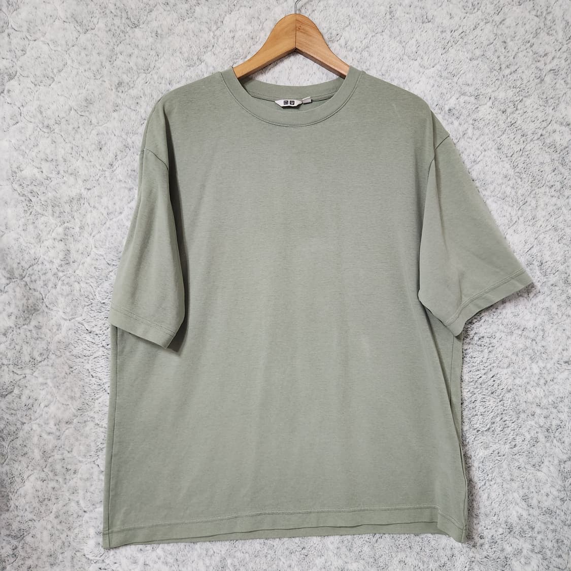  450B [XL] 유니클로U 반팔 티셔츠 상품이미지1