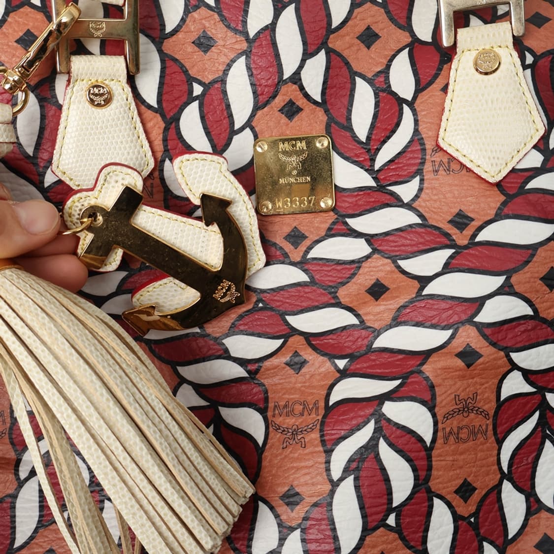 MCM X CRAIG REDMAN 한정판 숄더백 상품이미지5