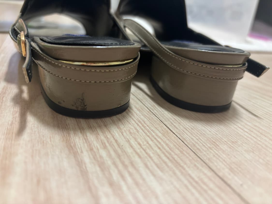 [세라 SAERA] 토오픈 소가죽 샌들 (카키 / 235) 상품이미지4