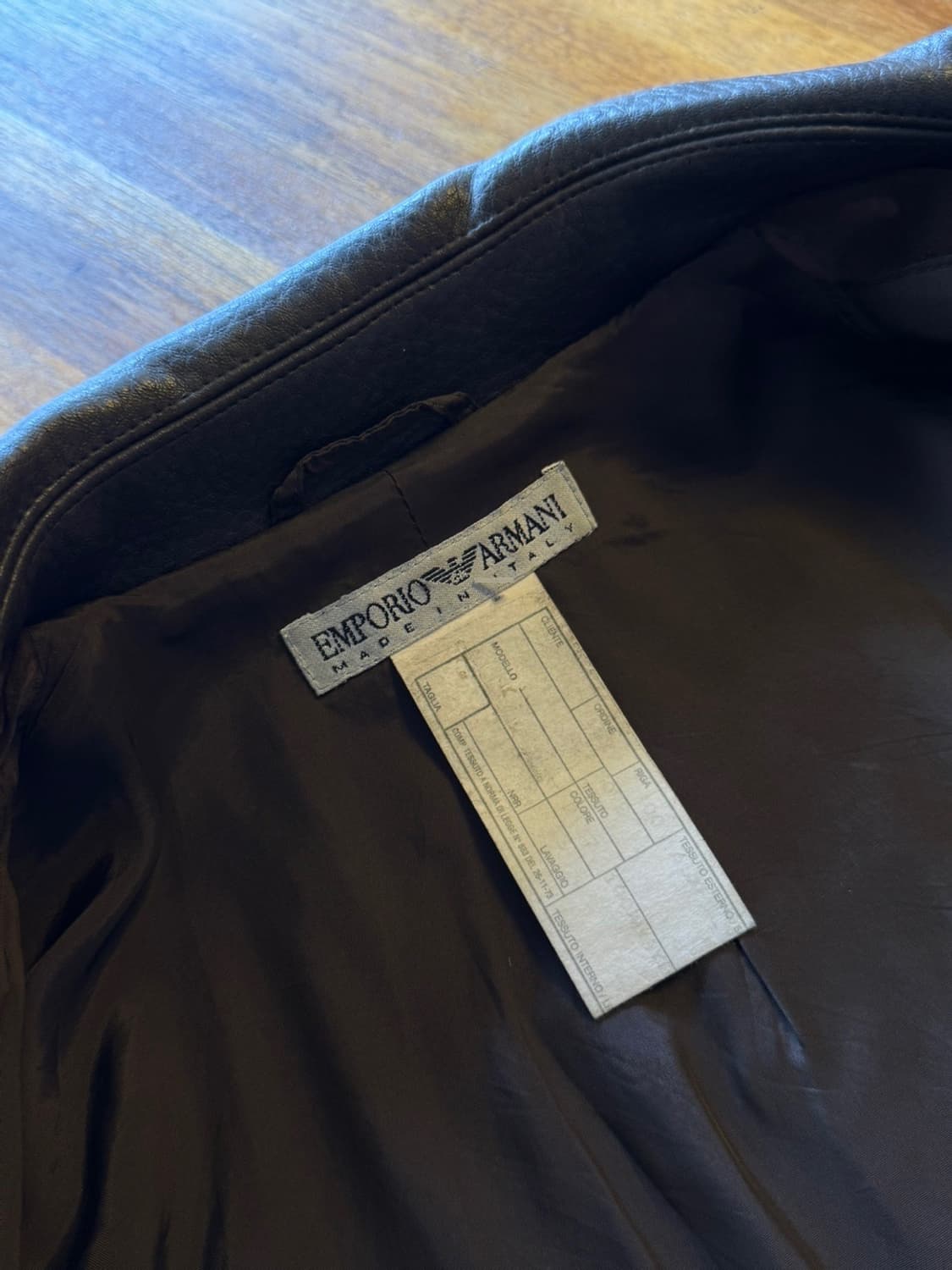 엠포리오 아르마니 그레인레더 코트 55~66 상품이미지5