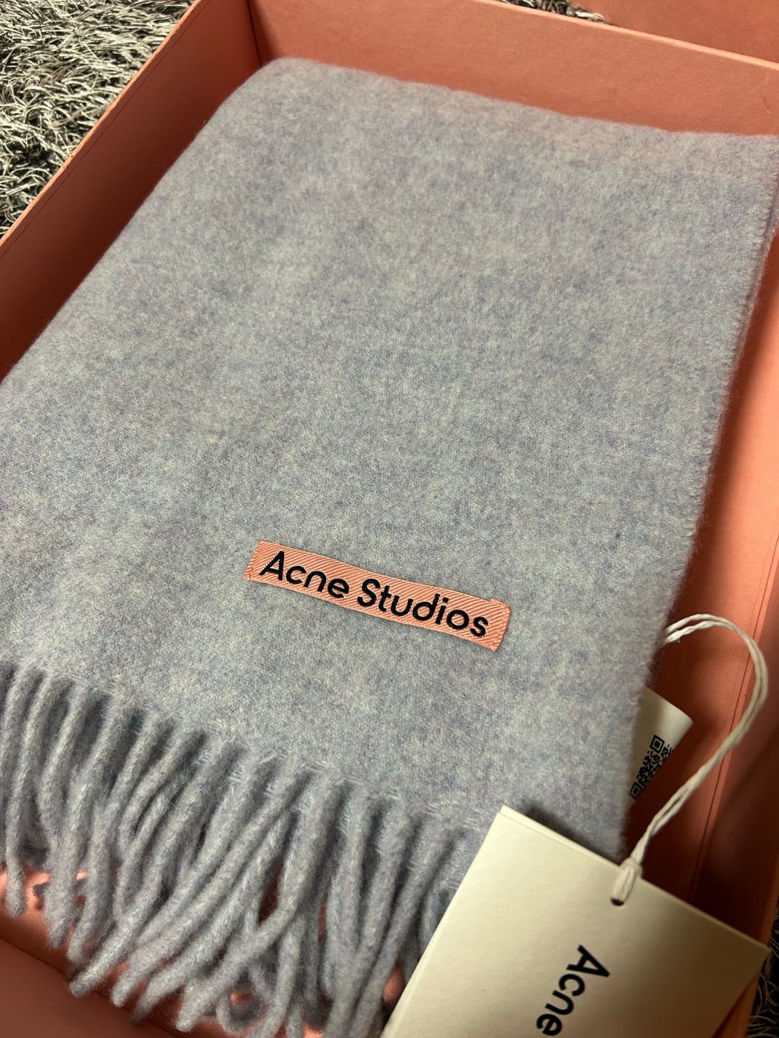 아크네스튜디오 머플러 새상품 선물용 상품이미지4