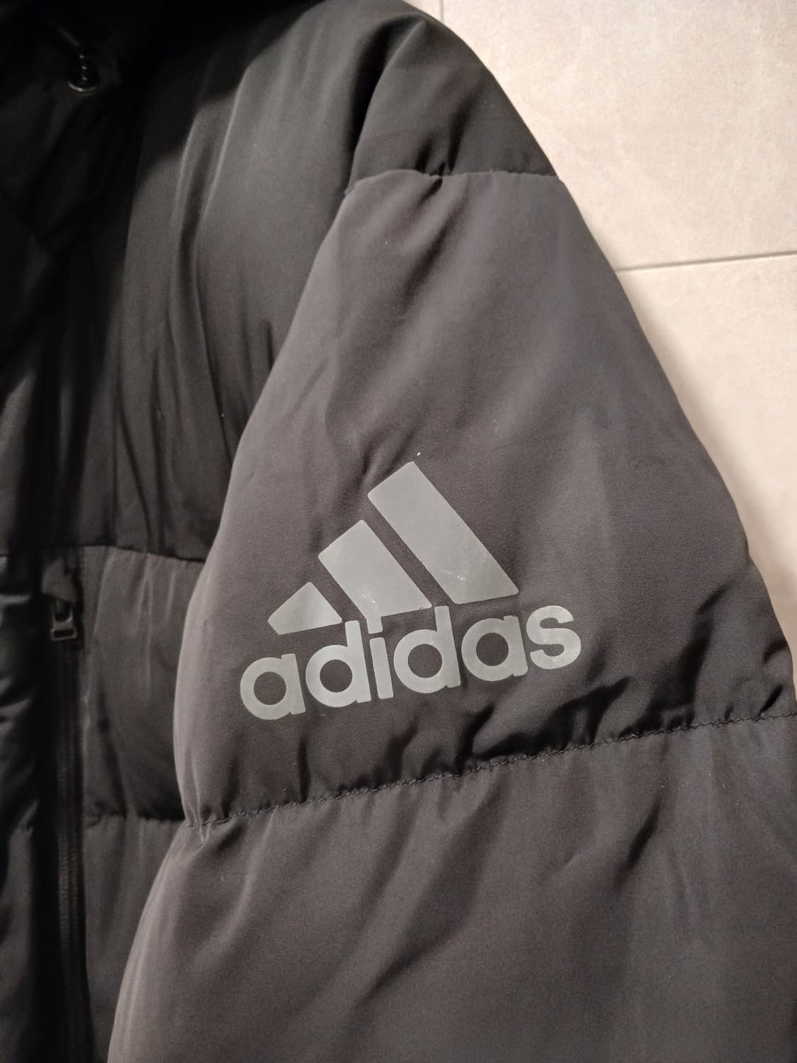 아디다스 정품 남성 롱패딩 2XL 사이즈 상품이미지8